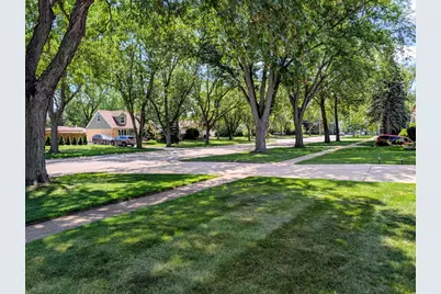 476 Raupp Boulevard, Buffalo Grove, IL 60089 - Photo 21