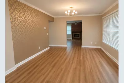 119 S Elroy Avenue, Bartlett, IL 60103 - Photo 11
