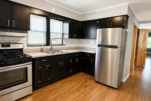 2730 N Whipple St, Chicago, IL 60647 - Photo 3