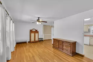 1902 Rebecca Dr, Champaign, IL 61821 - Photo 7