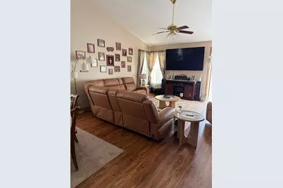 367 Larkspur Lane, Round Lake, IL 60073 - Photo 3