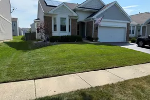 367 Larkspur Ln, Round Lake, IL 60073 - Photo 1
