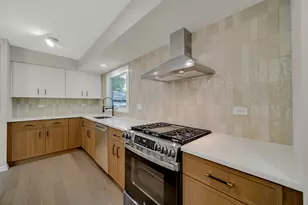 1831 N Rolling Ln, Arlington Heights, IL 60004 - Photo 17