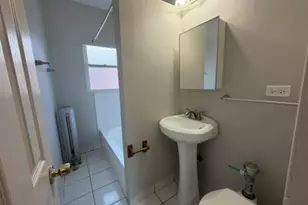 13385 W Argyle St, Chicago, IL 60640 - Photo 15