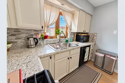 6743 W Irving Park Road #202, Chicago, IL 60634 - Photo 9