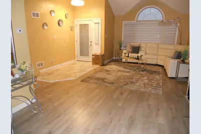 251 Hillcrest Lane, Steger, IL 60475 - Photo 9