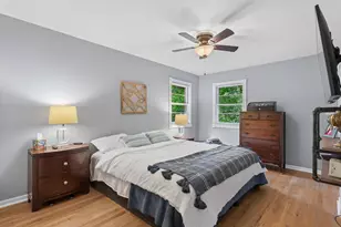 21 E Hillside Rd, Naperville, IL 60540 - Photo 11