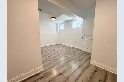 1344 W Ohio Street #1F, Chicago, IL 60642 - Photo 13