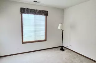 2434 Charleston Dr, Schaumburg, IL 60193 - Photo 7