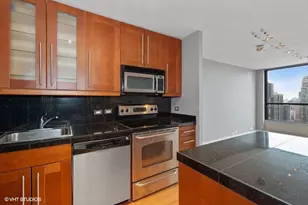 405 N Wabash Ave, Chicago, IL 60611 - Photo 5