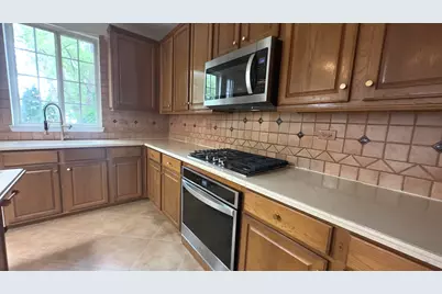 572 E Delgado Drive, Palatine, IL 60074 - Photo 11