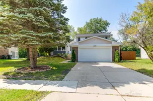 4470 Capstan Dr, Hoffman Estates, IL 60192 - Photo 1