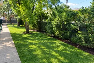 5720 N Manton Ave, Chicago, IL 60646 - Photo 3