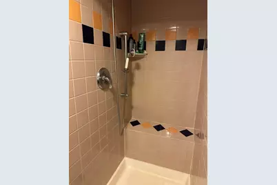 5720 N Manton Avenue, Chicago, IL 60646 - Photo 23