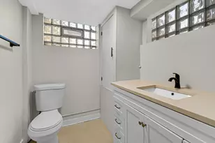 8831 S Eggleston Ave, Chicago, IL 60620 - Photo 15