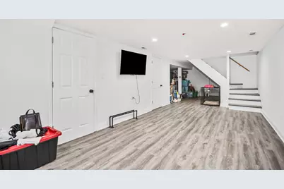 8915 S Racine Avenue, Chicago, IL 60620 - Photo 15
