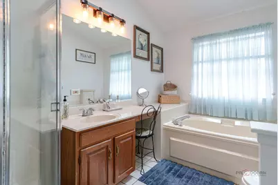 [Address not provided], Crystal Lake, IL 60014 - Photo 15