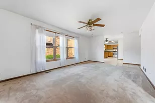 736 Concord Ln, Des Plaines, IL 60016 - Photo 7