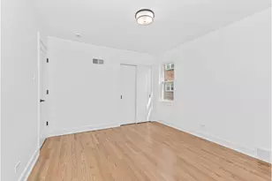 8914 Lamon Ave, Skokie, IL 60077 - Photo 7