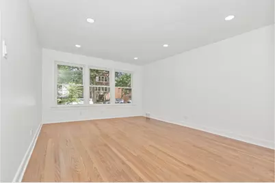 8914 Lamon Avenue, Skokie, IL 60077 - Photo 5