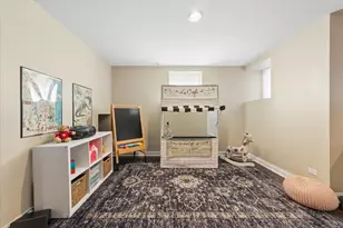 4929 N Fairfield Ave, Chicago, IL 60625 - Photo 37