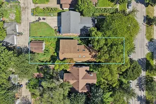 642 Sheridan Rd, Evanston, IL 60202 - Photo 3
