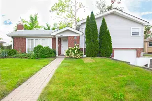 949 Braemar Rd, Flossmoor, IL 60422 - Photo 1