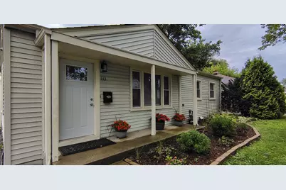 133 S Lincoln Avenue, Mundelein, IL 60060 - Photo 1