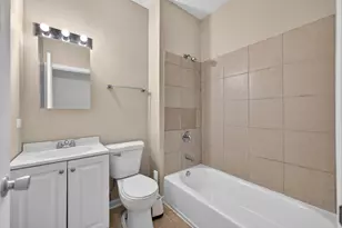 4500 W Wilcox St, Chicago, IL 60624 - Photo 37