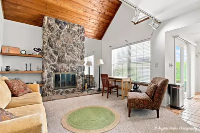 742 Glen Way #742, Gurnee, IL 60031 - Photo 3