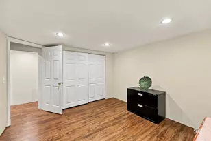 4 W Suffield Dr, Arlington Heights, IL 60004 - Photo 29