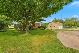 312 E South St, Granville, IL 61326 - Photo 37