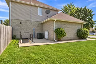 1304 Galway Rd, Joliet, IL 60431 - Photo 9