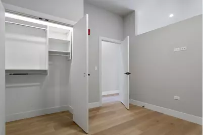 2475 W Foster Avenue #408, Chicago, IL 60625 - Photo 19