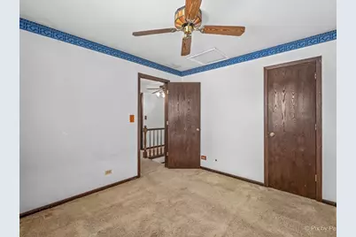 930 Pioneer Court, Roselle, IL 60172 - Photo 37
