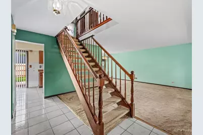 930 Pioneer Court, Roselle, IL 60172 - Photo 9