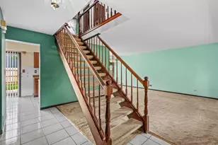 930 Pioneer Ct, Roselle, IL 60172 - Photo 9