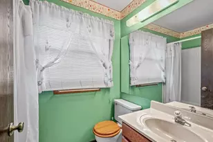930 Pioneer Ct, Roselle, IL 60172 - Photo 39