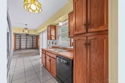 930 Pioneer Court, Roselle, IL 60172 - Photo 17