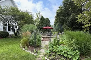 40W040 W Carl Sandburg Rd, Saint Charles, IL 60175 - Photo 27