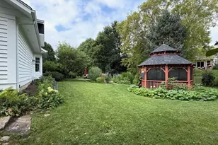 40W040 W Carl Sandburg Rd, Saint Charles, IL 60175 - Photo 25