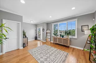 6829 W 64th Pl, Chicago, IL 60638 - Photo 3