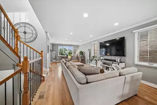 6829 W 64th Pl, Chicago, IL 60638 - Photo 7