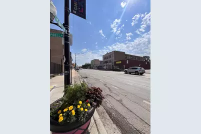 2454 W 63rd Street, Chicago, IL 60629 - Photo 3