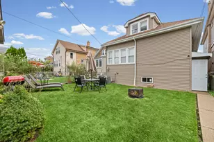 3132 N Luna Ave, Chicago, IL 60641 - Photo 31