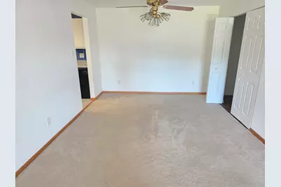 801 Brook Drive #3, Streamwood, IL 60107 - Photo 3