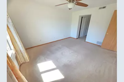 801 Brook Drive #3, Streamwood, IL 60107 - Photo 15