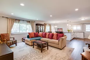 412 Nassau Ave, Bolingbrook, IL 60440 - Photo 3