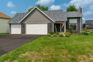 4996 Zenith Pkwy, Machesney Park, IL 61115 - Photo 1