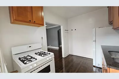 6543 N Francisco Avenue #2B, Chicago, IL 60645 - Photo 7